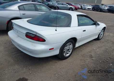 1994 Chevrolet Camaro z USA, uszkodzony, nr VIN 2G1FP22S5R2173095